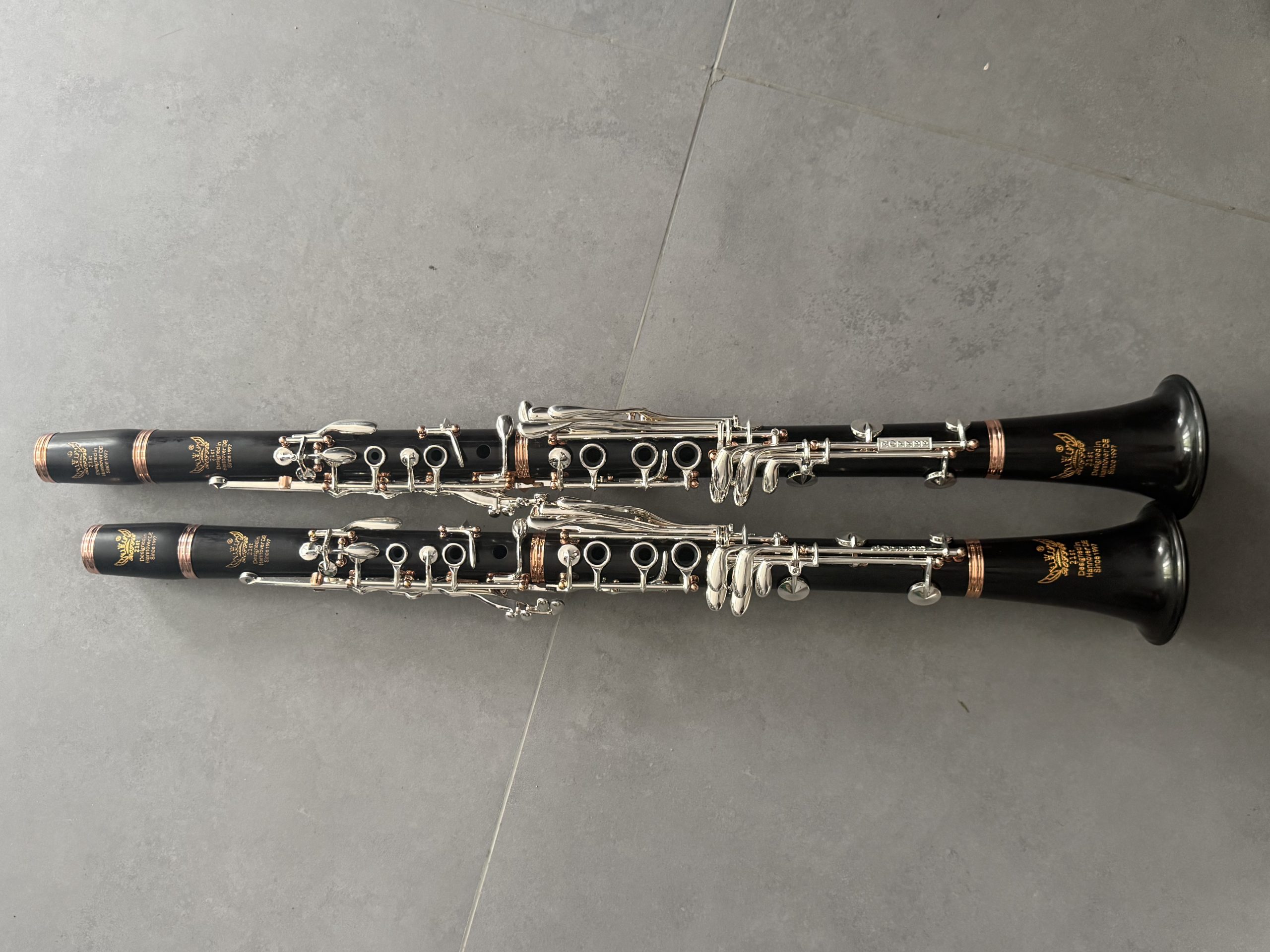 ROFFEE Professional Performance Level Bakelite Body Silver Plated 17 Keys Bb & A Tone Clarinet Set